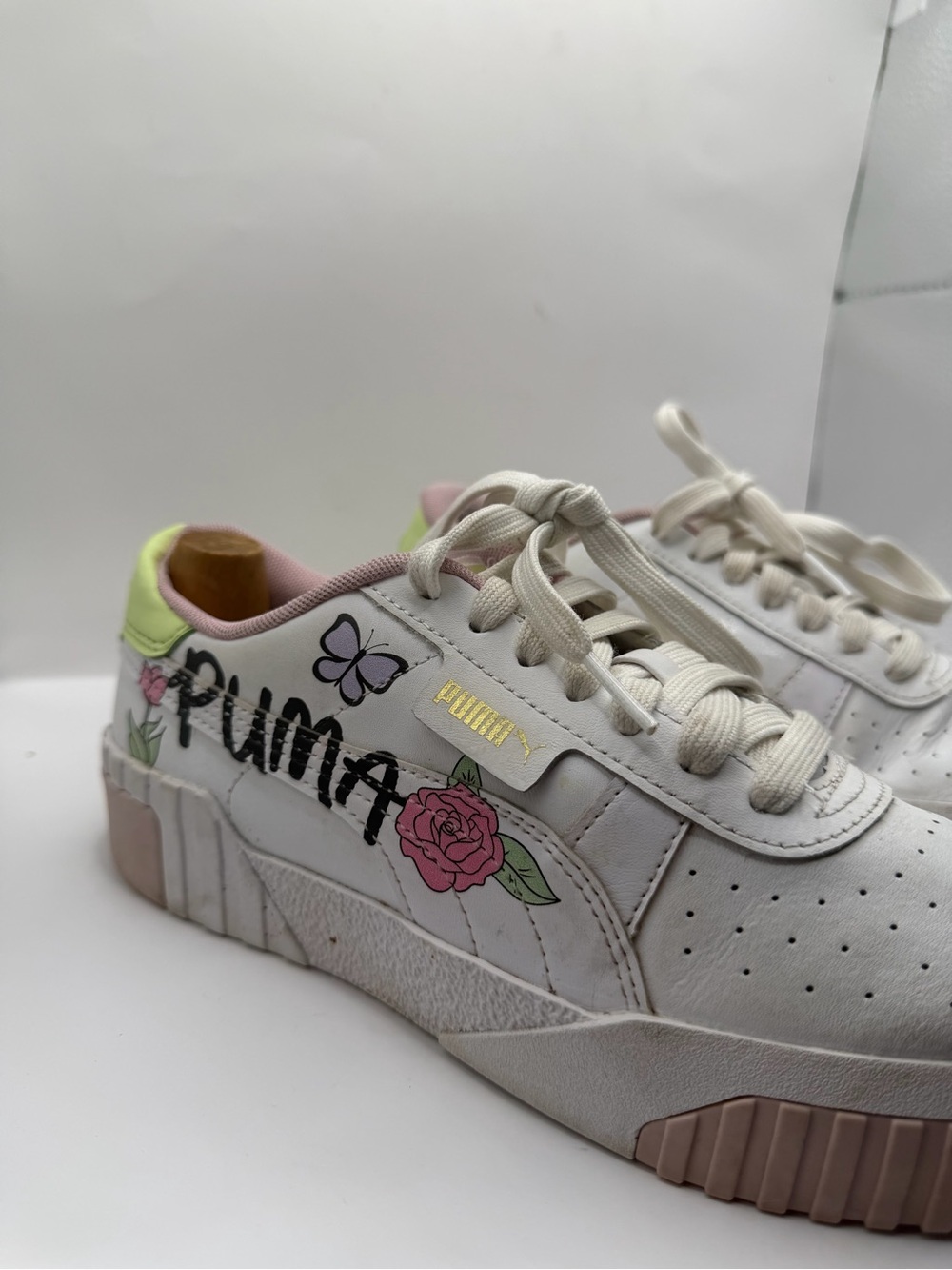 PUMA Cali Floral Platform Sneakers White Pink Green Women’s Size 6.5